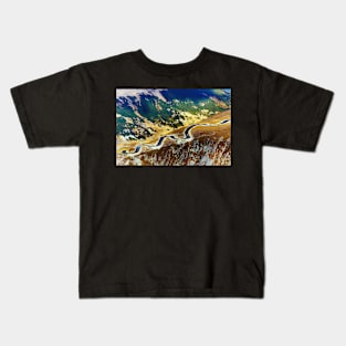 Transalpina road crossing the mountains Kids T-Shirt